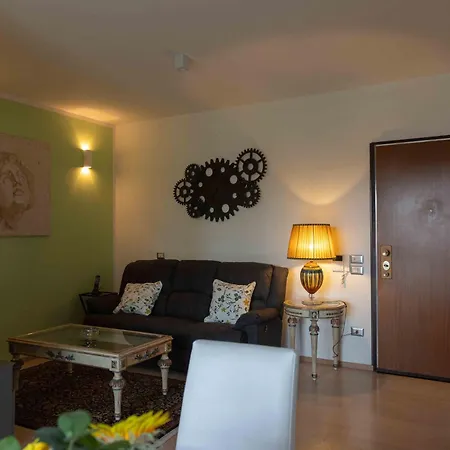 Housmart Isonzo 6